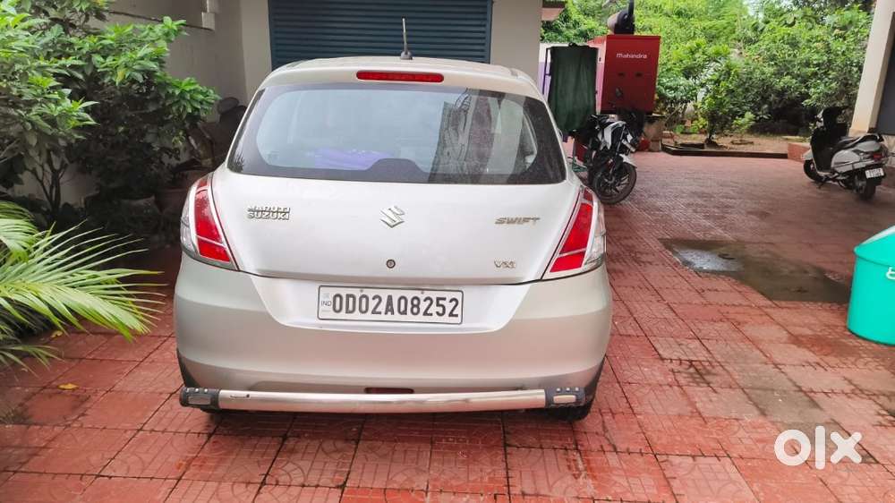 Maruti Suzuki Swift 2018 Petrol Well Maintained
