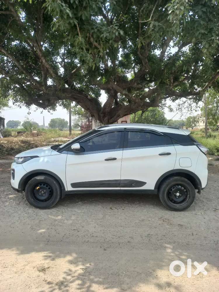 Tata Nexon Xm Varient
1.5 Litre Diesel Engine