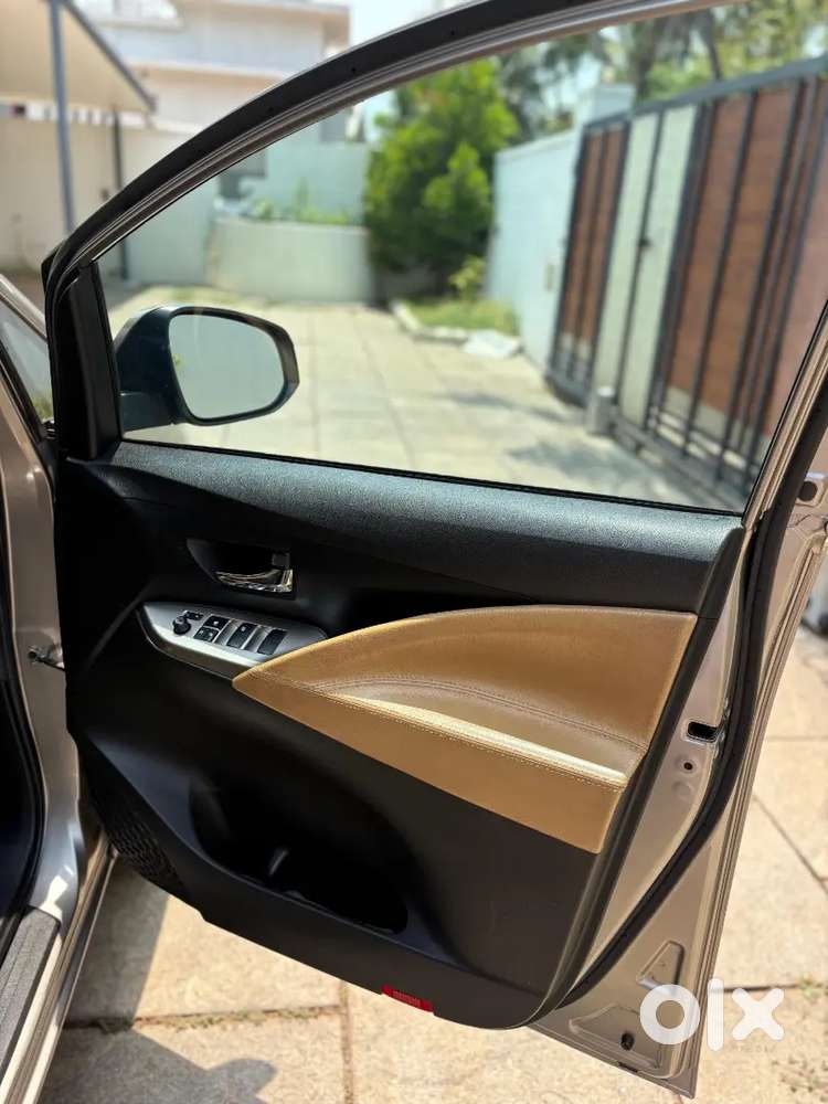 Exceptionally Maintained 2021 Crysta In Avantgarde Bronze