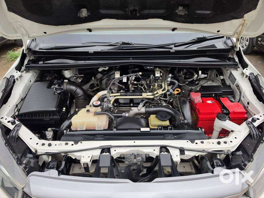 Toyota Innova Crysta 2.4 V 8 Str, 2017, Diesel