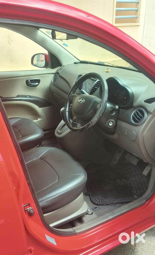 Hyundai I10 Sportz At, 2013, Petrol