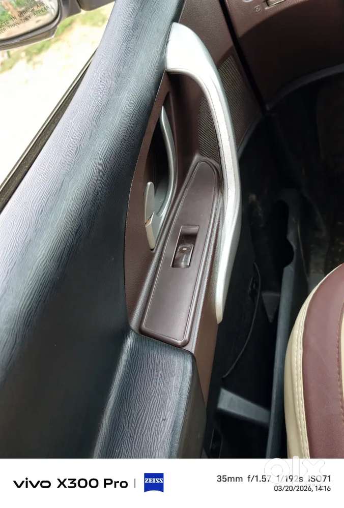 Mahindra Xuv500 2013 Diesel 70961 Km Driven