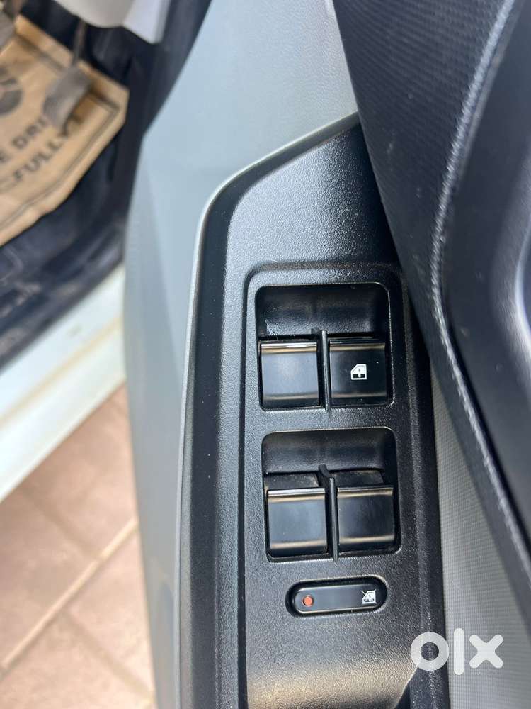 Tata Tiago 1.2 Revotron Xm Cng, 2022, Cng & Hybrids