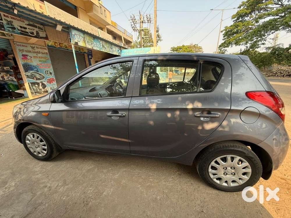 Hyundai I20 2012 Petrol Well Maintained Fc Insuranc Running