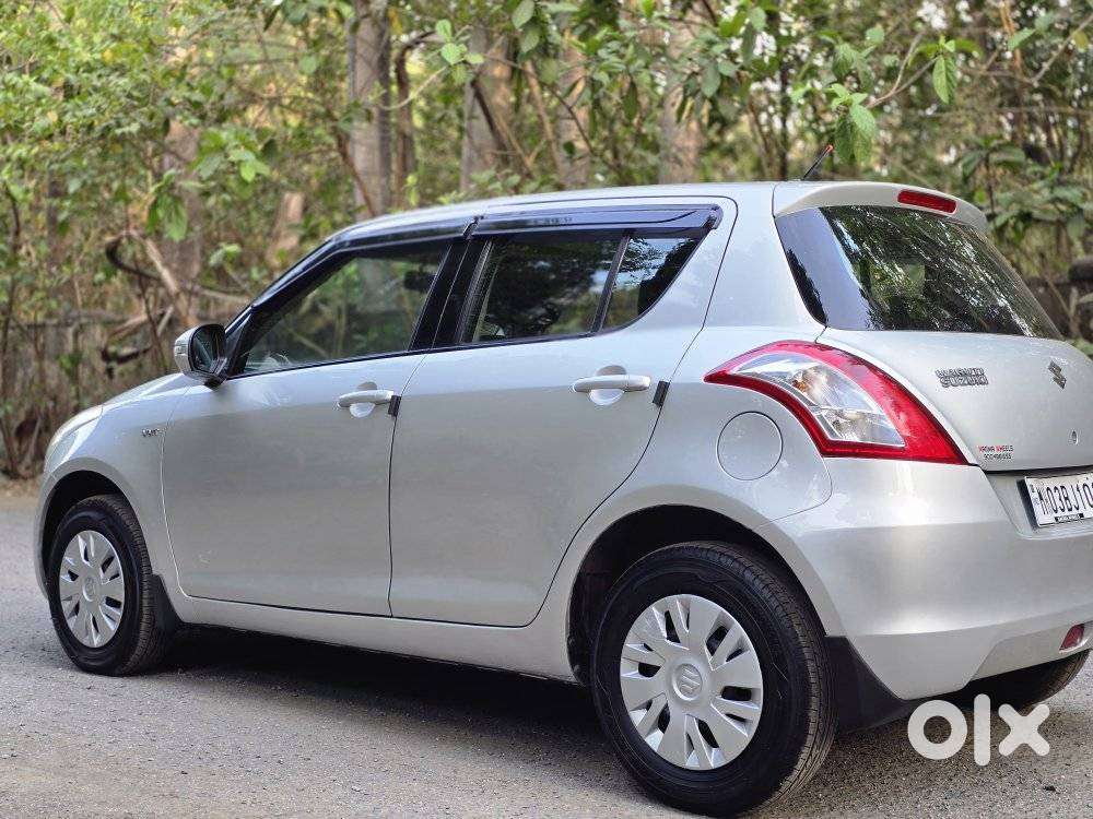 Maruti Suzuki Swift Vxi + Manual, 2013, Petrol
