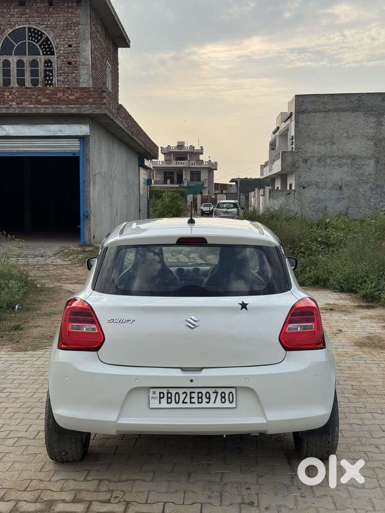 Maruti Suzuki Swift, 2021, Petrol