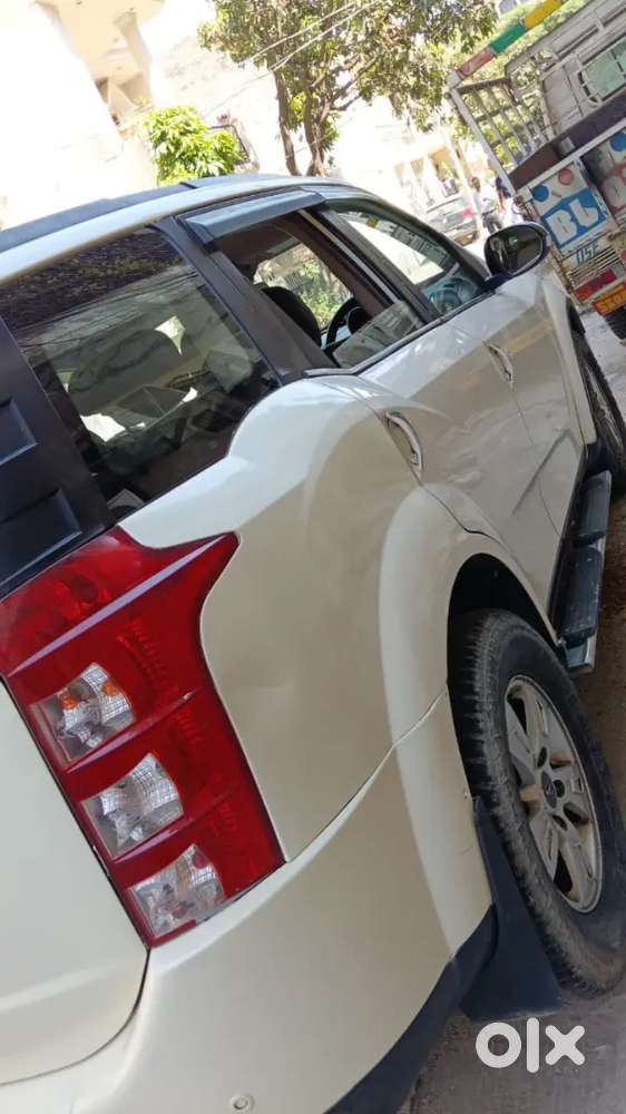 Mahindra Xuv500 2012