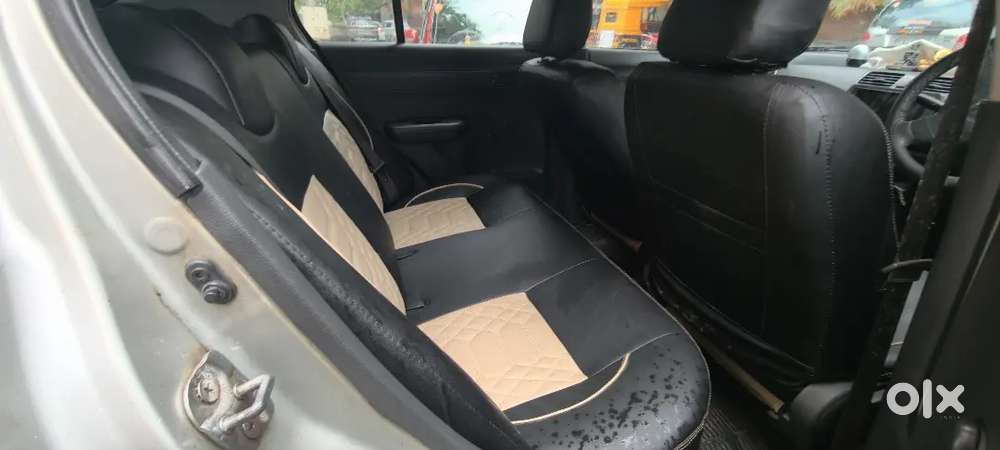Maruti Suzuki Dzire 2010