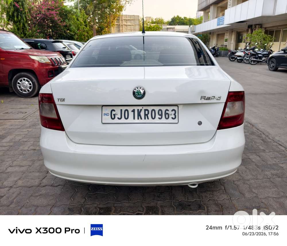 Skoda Rapid 1.6 Tdi Ambition, 2012, Diesel