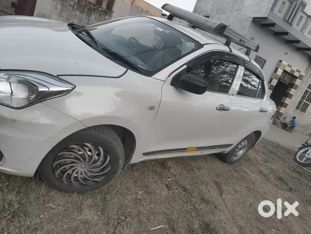 Maruti Suzuki Dzire 2023 Cng & Hybrids 140000 Km Driven