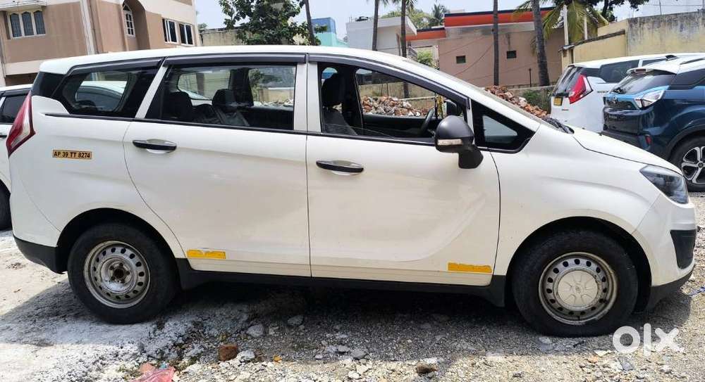 Mahindra Marazzo M2, 2021, Diesel