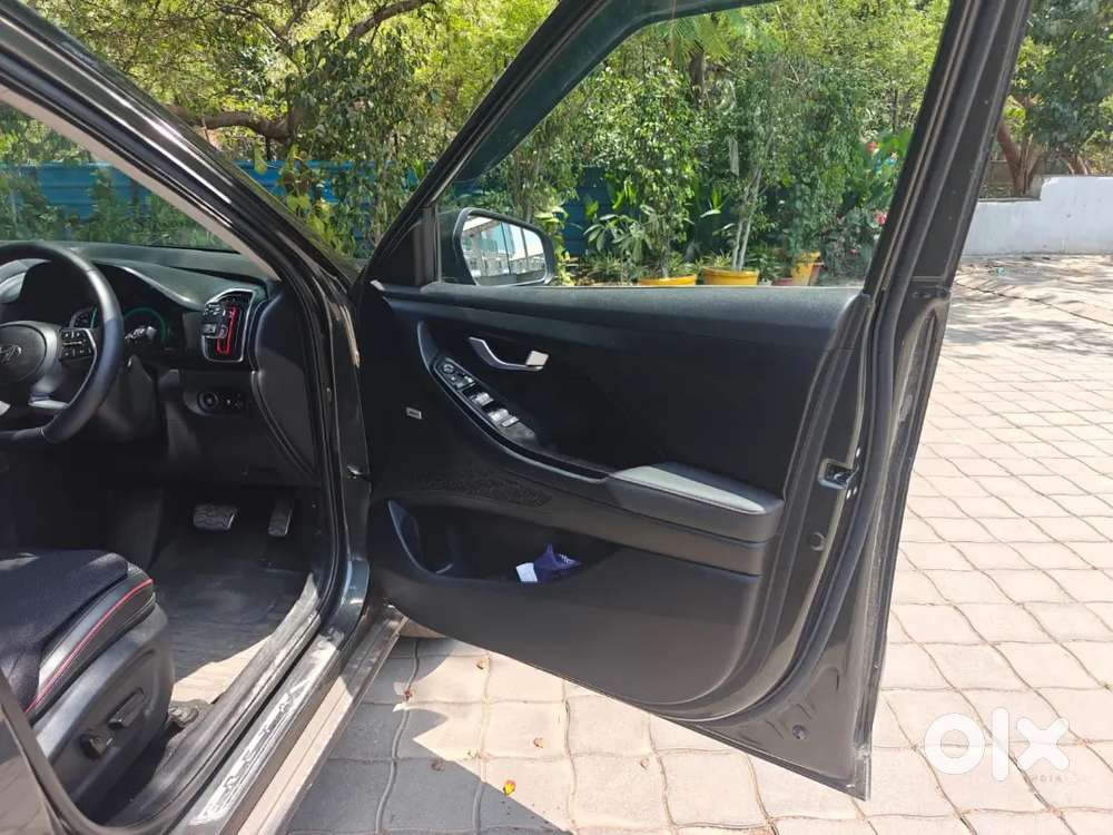 Creta Very Good Condition And Genuine Car