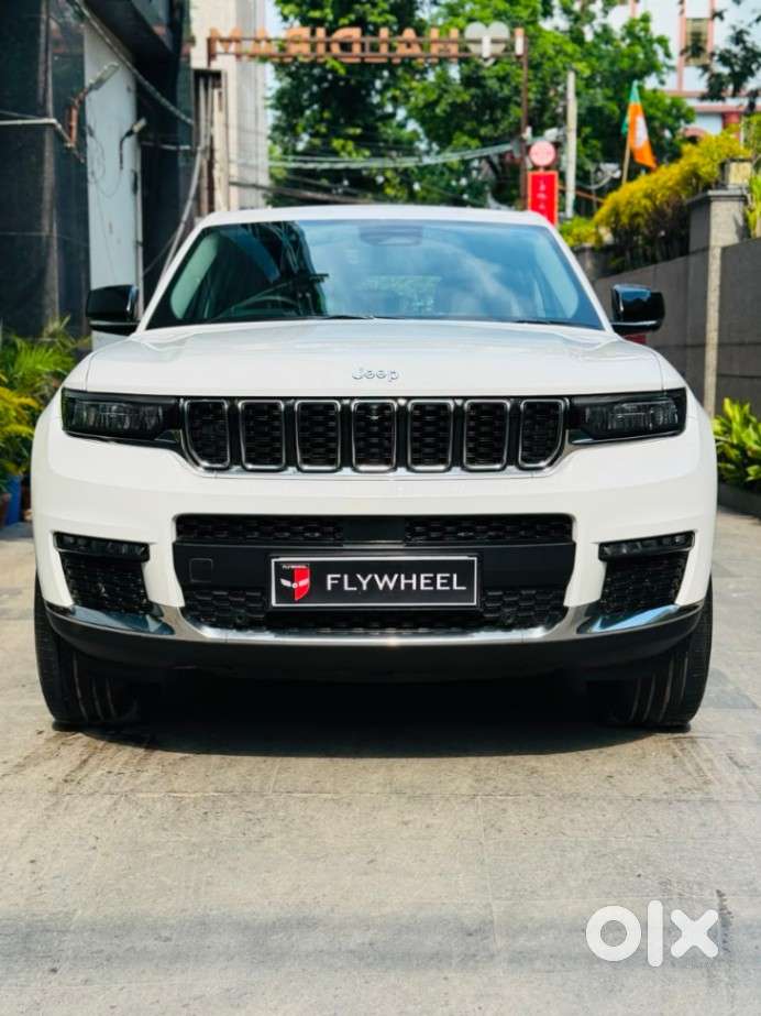 Jeep Grand Cherokee Limited (o) 4x4 At, 2024, Petrol
