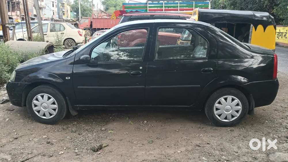 Mahindra Renault Logan 2012 Petrol Manual