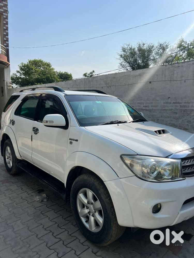 Toyota Fortuner Diesel 2010