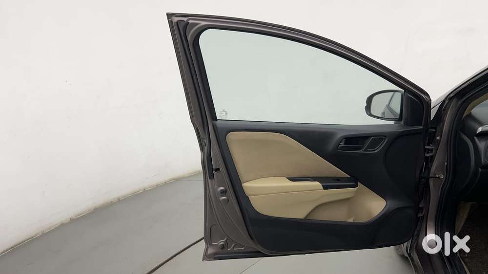 Honda City I-vtec Sv, 2015, Petrol