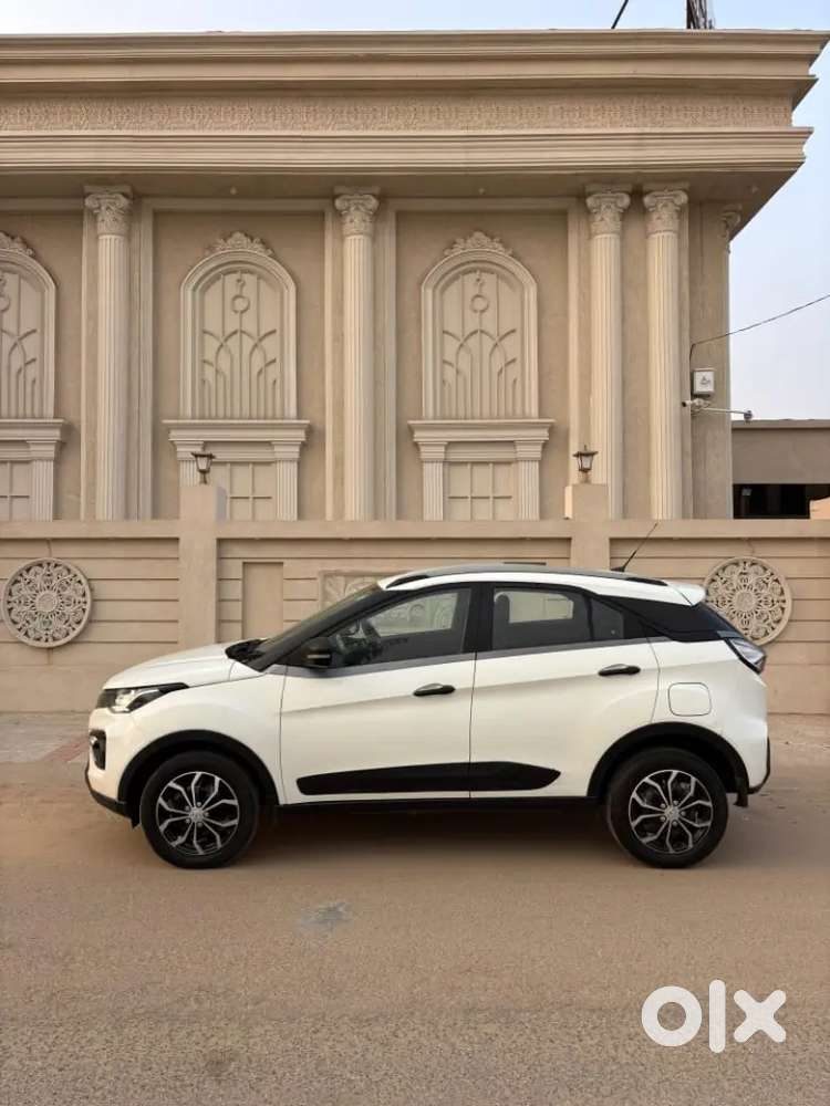Tata Nexon 2021 Diesel 130000 Km Driven