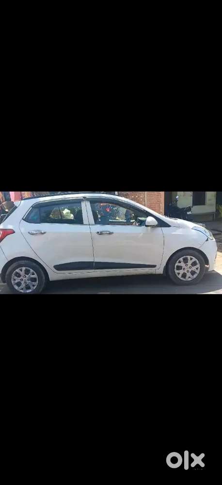 Hyundai Grand I10 Sportz डीज़ल 2016