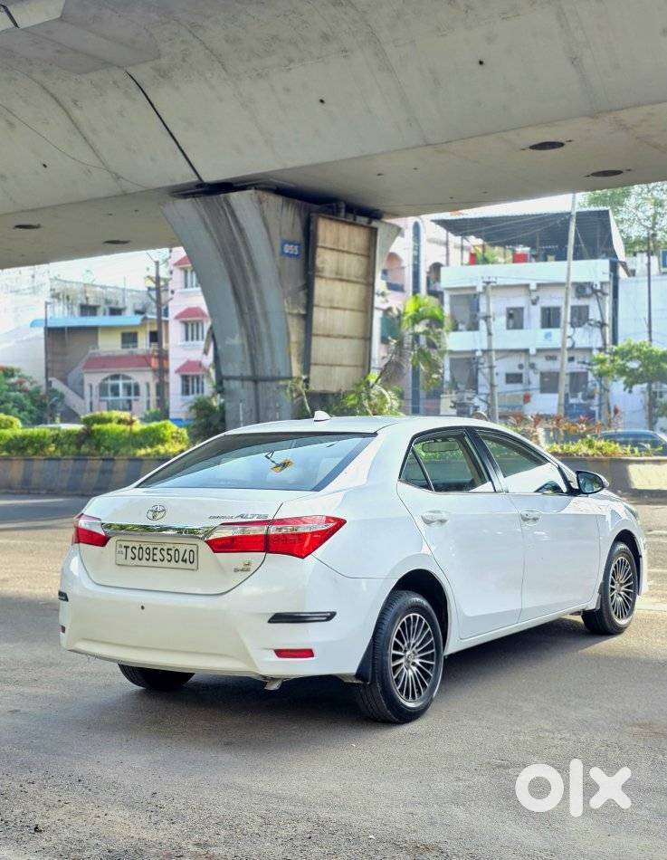 Toyota Corolla Altis J, 2016, Diesel