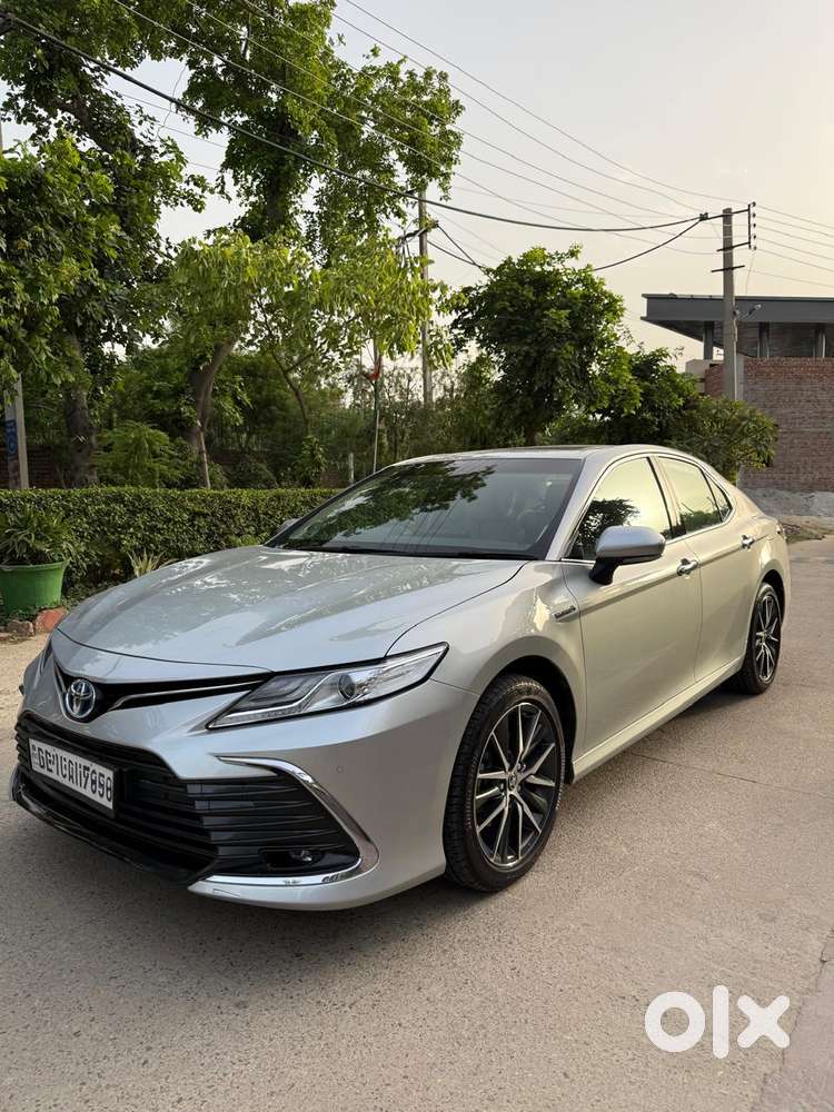 Toyota Camry Hybrid, 2024, Petrol