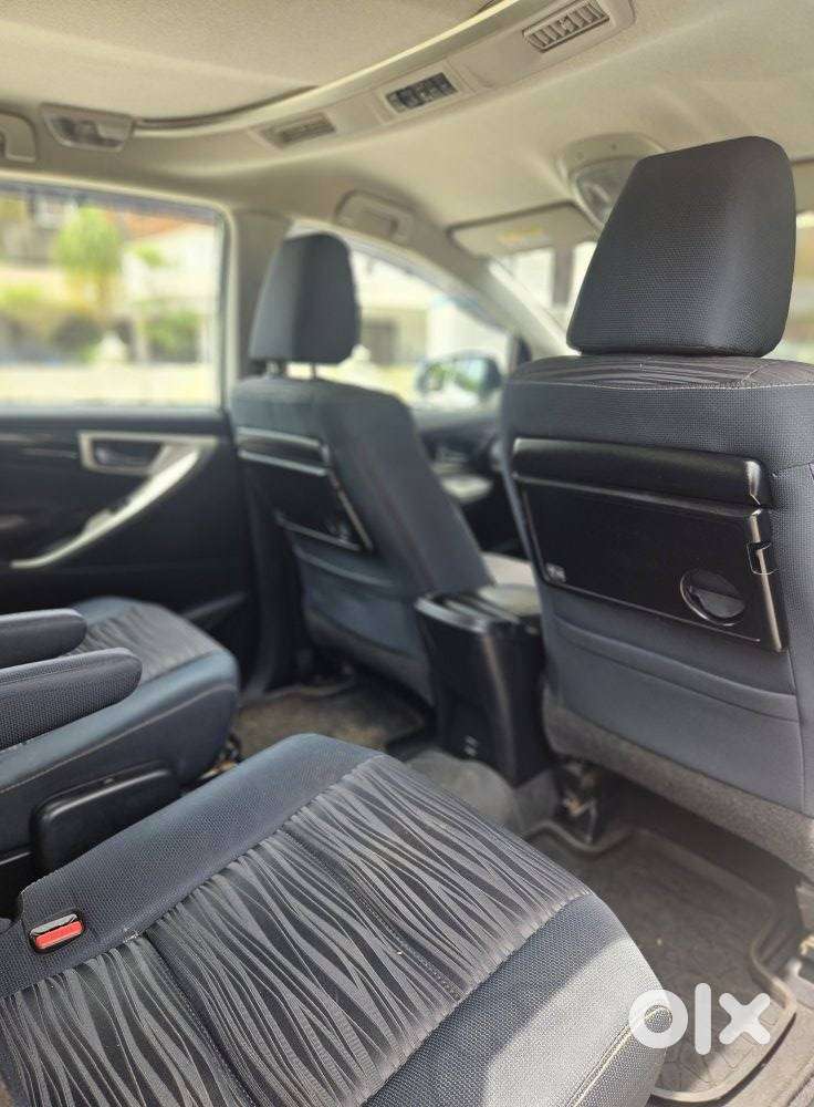 Toyota Innova Crysta 2.4 V 7 Str, 2022, Diesel