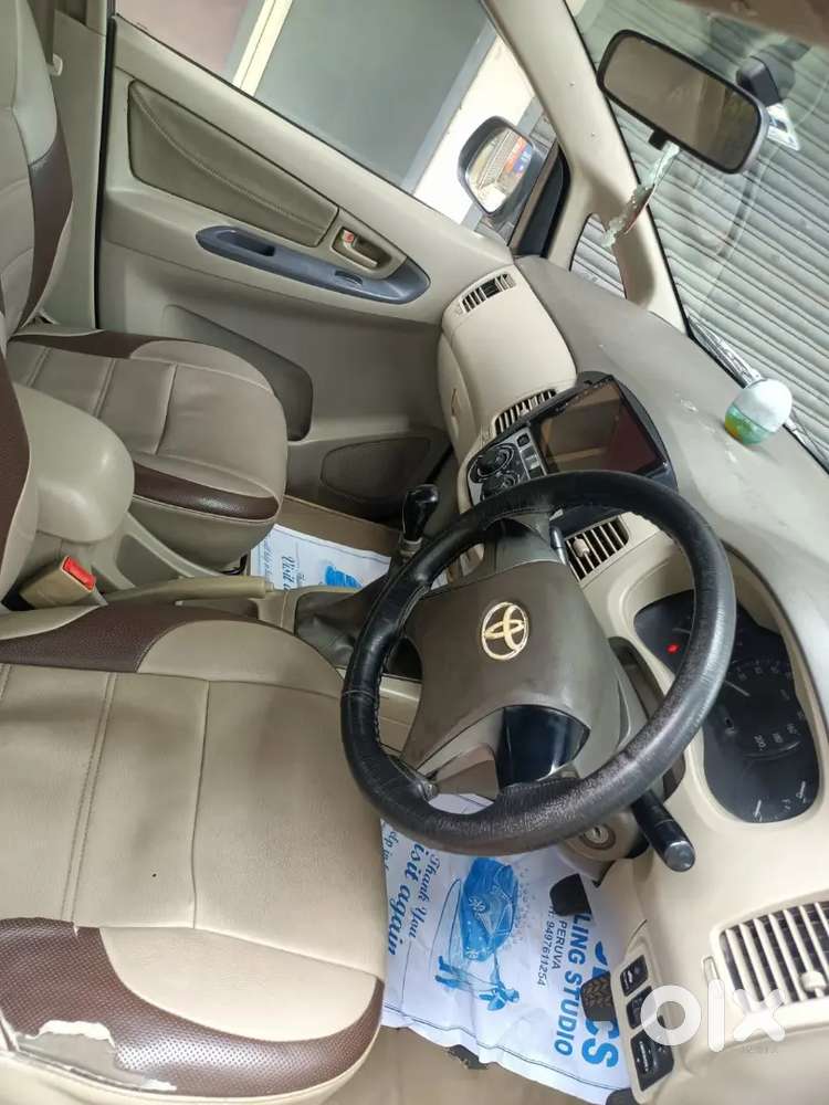 Toyota Innova 2.5 2012