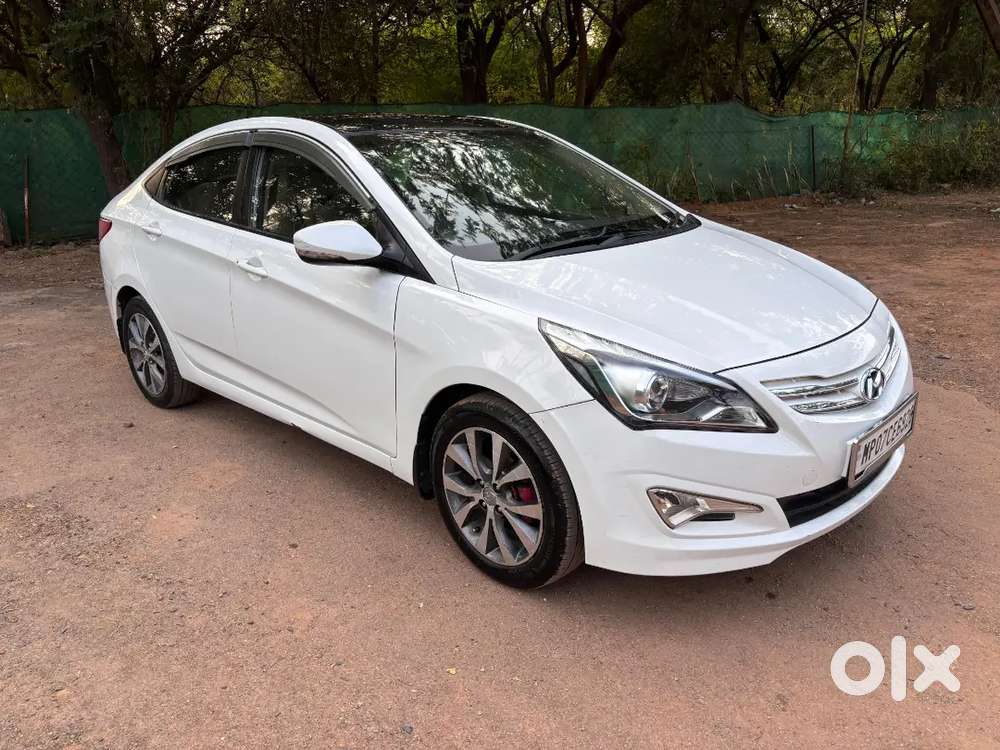 Hyundai Verna 2017 Petrol 72000 Km Driven