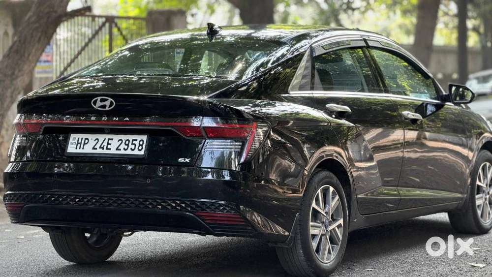 Hyundai Verna 1.5 Sx Petrol Mt, 2024, Petrol