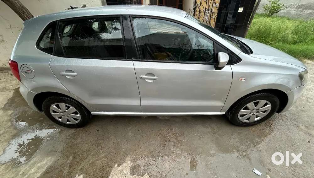 Volkswagen Polo 2015 Petrol 72000 Km Driven