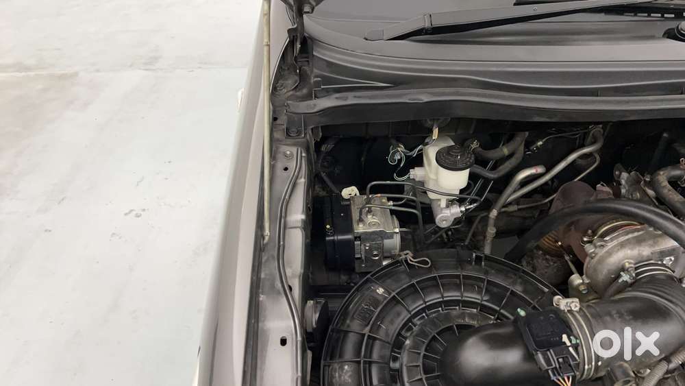 Toyota Innova 2.5 Gx (diesel) 8 Seater Bs Iv, 2013, Diesel