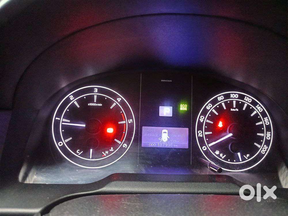 Toyota Innova Crysta 2.8 Gx At 8 Seater, 2022, Diesel