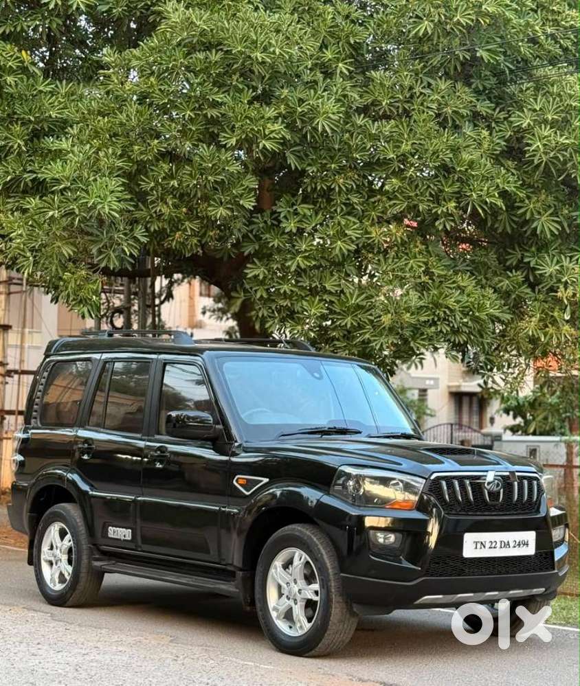 Mahindra Scorpio S10, 2015, Diesel