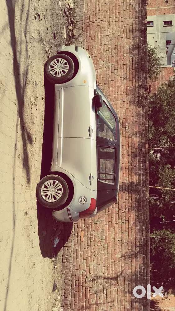 Maruti Suzuki Swift 2006 Cng & Hybrids 70000 Km Driven