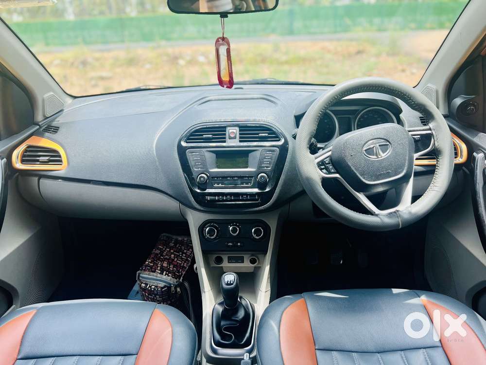 Tata Tiago Xz, 2015, Petrol