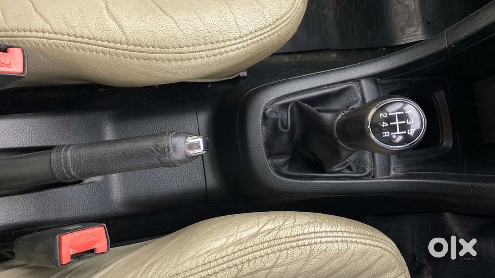 Maruti Suzuki Swift Zxi, 2013, Petrol