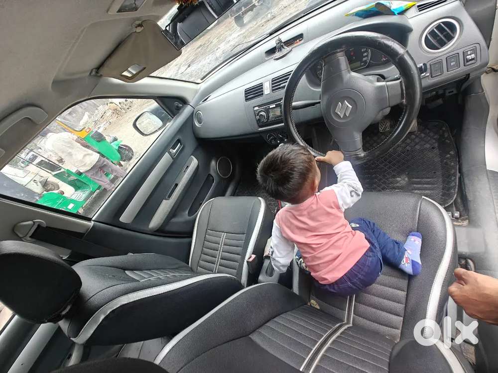 Maruti Suzuki Dzire 2011