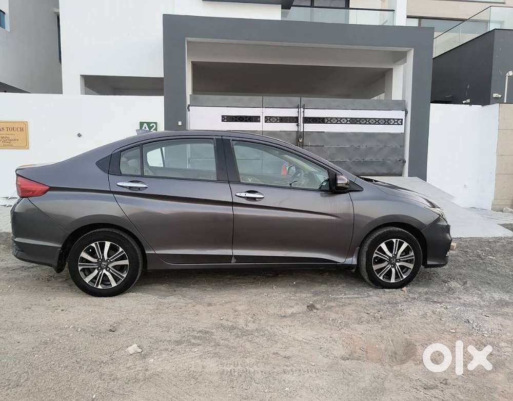 Honda City 1.5 V 4th Gen I-vtec Mt, 2018, Petrol