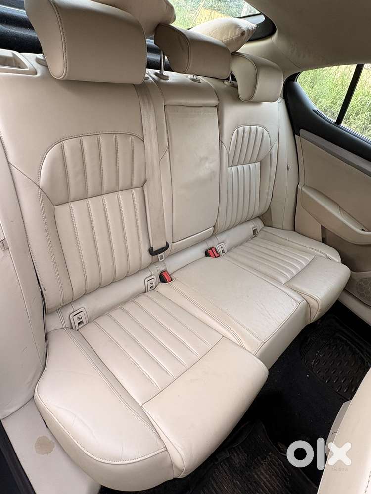 Skoda Superb [ ] 1.8 Style Tsi, 2019, Petrol