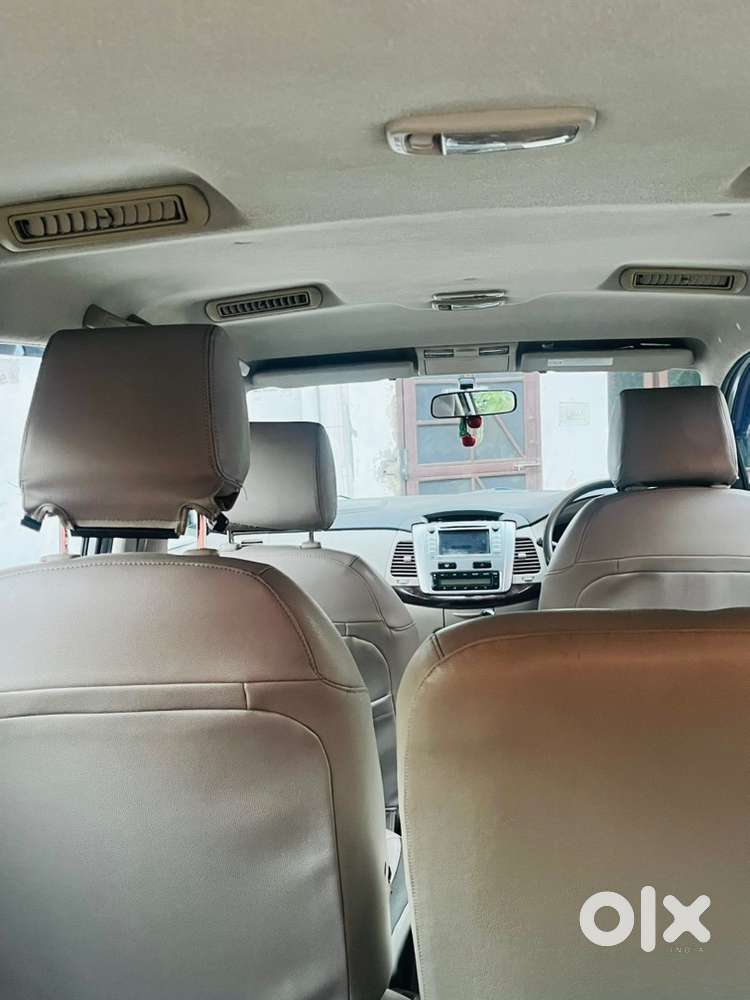 Toyota Innova 2013 Diesel Well Maintained
