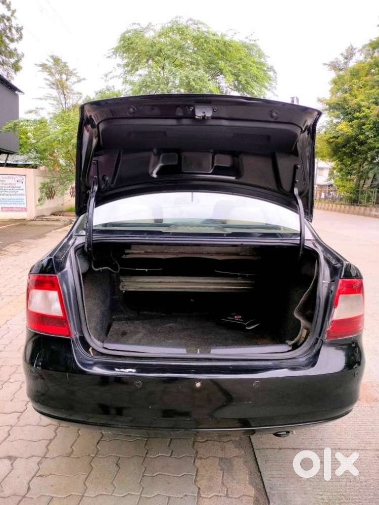 Skoda Rapid 1.6 Mpi Elegance Plus, 2013, Petrol