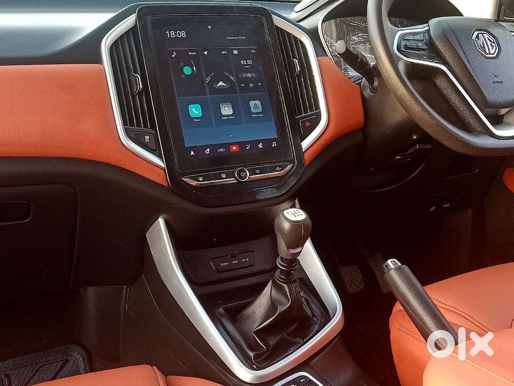 Mg Hector Plus 1.5 Hybrid Super Turbo 7 Str, 2021, Petrol