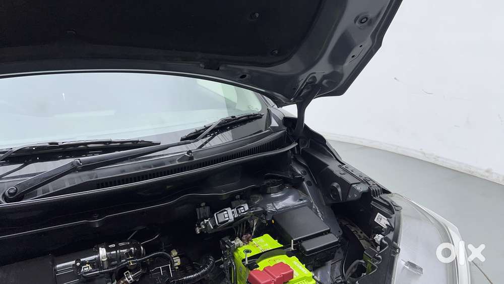 Maruti Suzuki Xl6 1.5 Alpha Plus At, 2022, Petrol