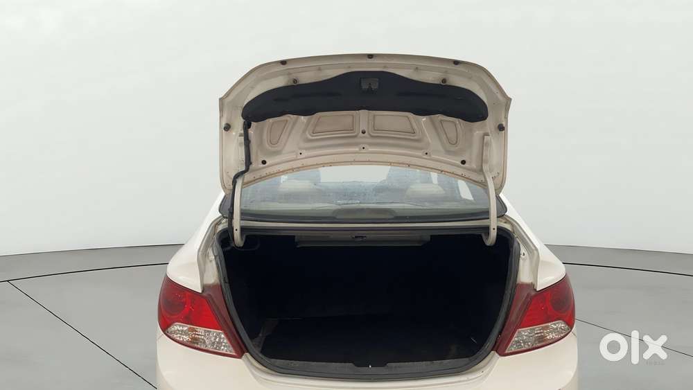 Hyundai Verna Fluidic 1.6 Crdi Sx, 2013, Diesel