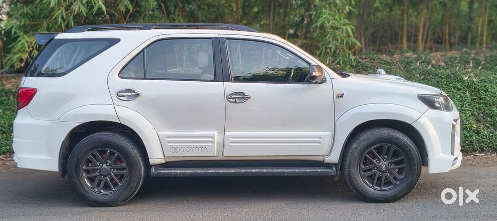 Toyota Fortuner 4x2 At 2.8 Diesel, 2015, Diesel
