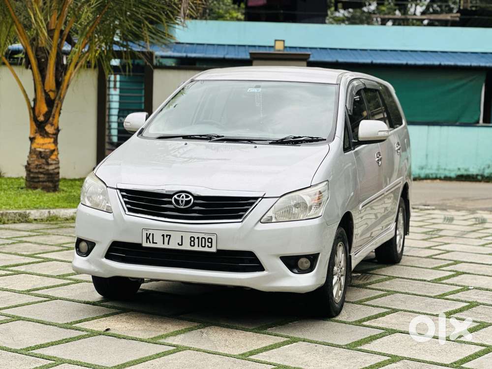 Toyota Innova 2.5 V 7 Str, 2012, Diesel