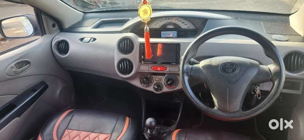 Toyota Etios Liva 2011