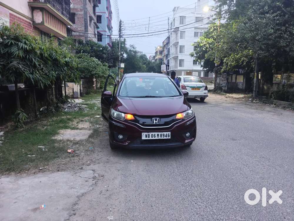 Honda Jazz Petrol 2016 Km Driven 37800