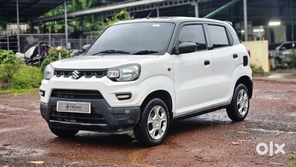 Maruti Suzuki S-presso Vxi, 2023, Petrol