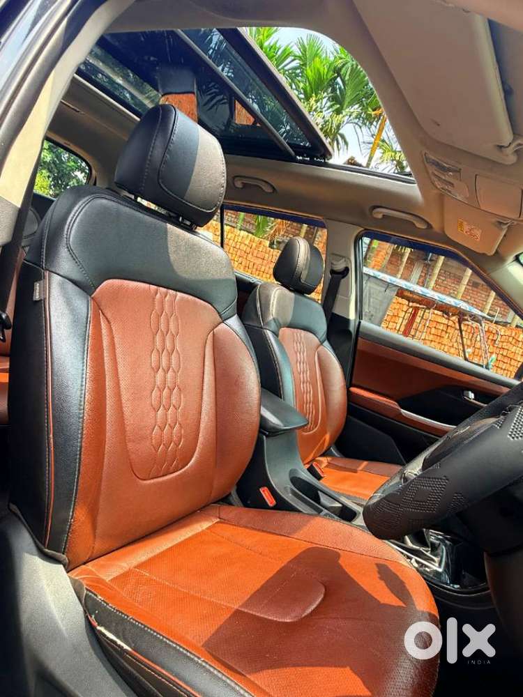 Hyundai Alcazar Signature, 2021, Petrol