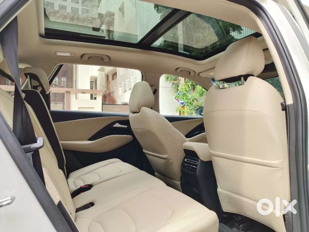 Mg Hector Sharp Pro 2.0 Turbo Diesel Mt Dual Tone, 2023, Diesel